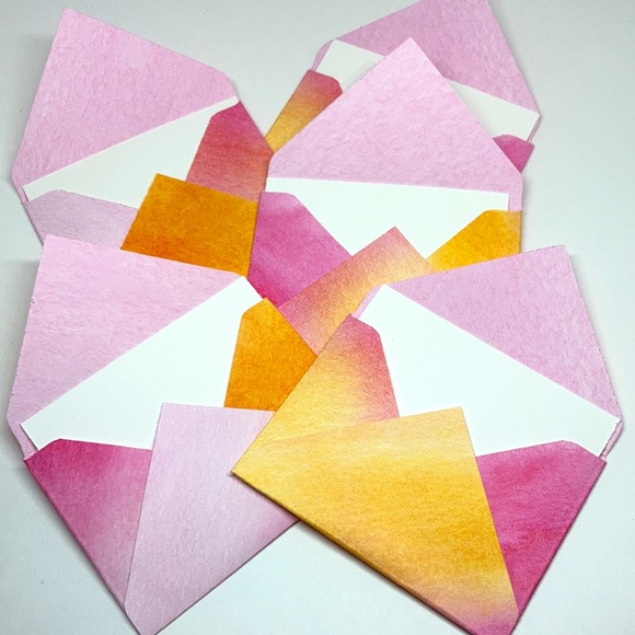 Other - 💕Watercolor Pink & Orange mini envelopes